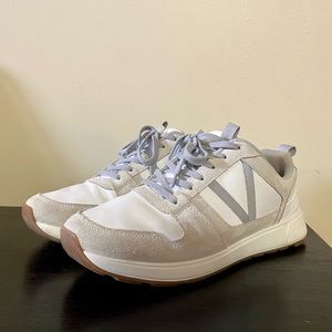 Vionic Women's Curran Rechelle Casual Sneaker- Size 9